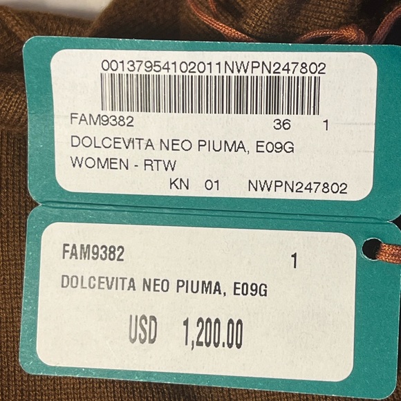 Authentic Loro Piana Neo Piuma Turtleneck size 36 - Picture 7 of 10